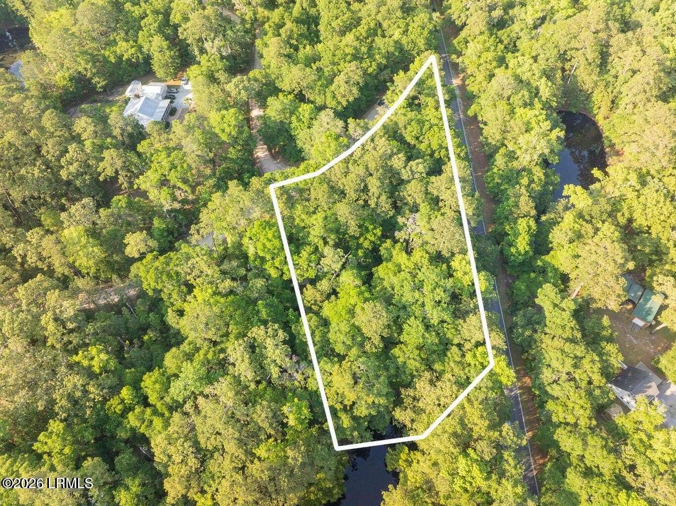 1 Acre of Residential Land for Sale in Beaufort, South Carolina