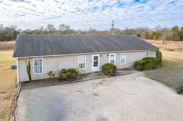 6.29 Acres of Residential Land with Home for Sale in Lewisburg, Tennessee