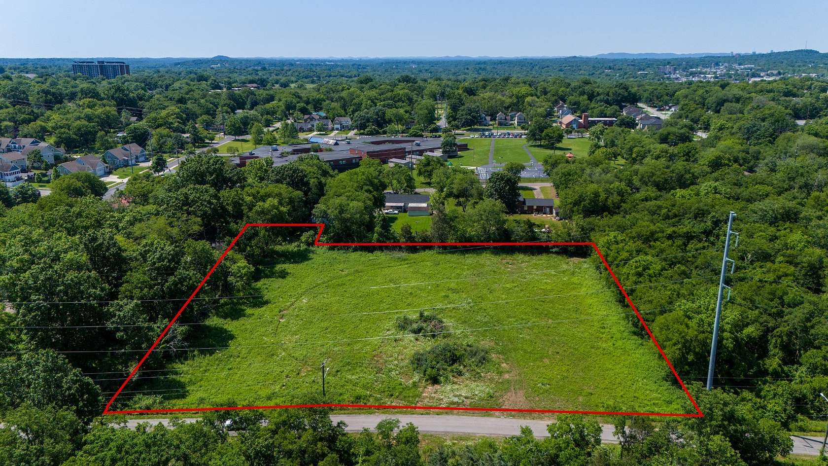 2 Acres of Residential Land for Sale in Madison, Tennessee