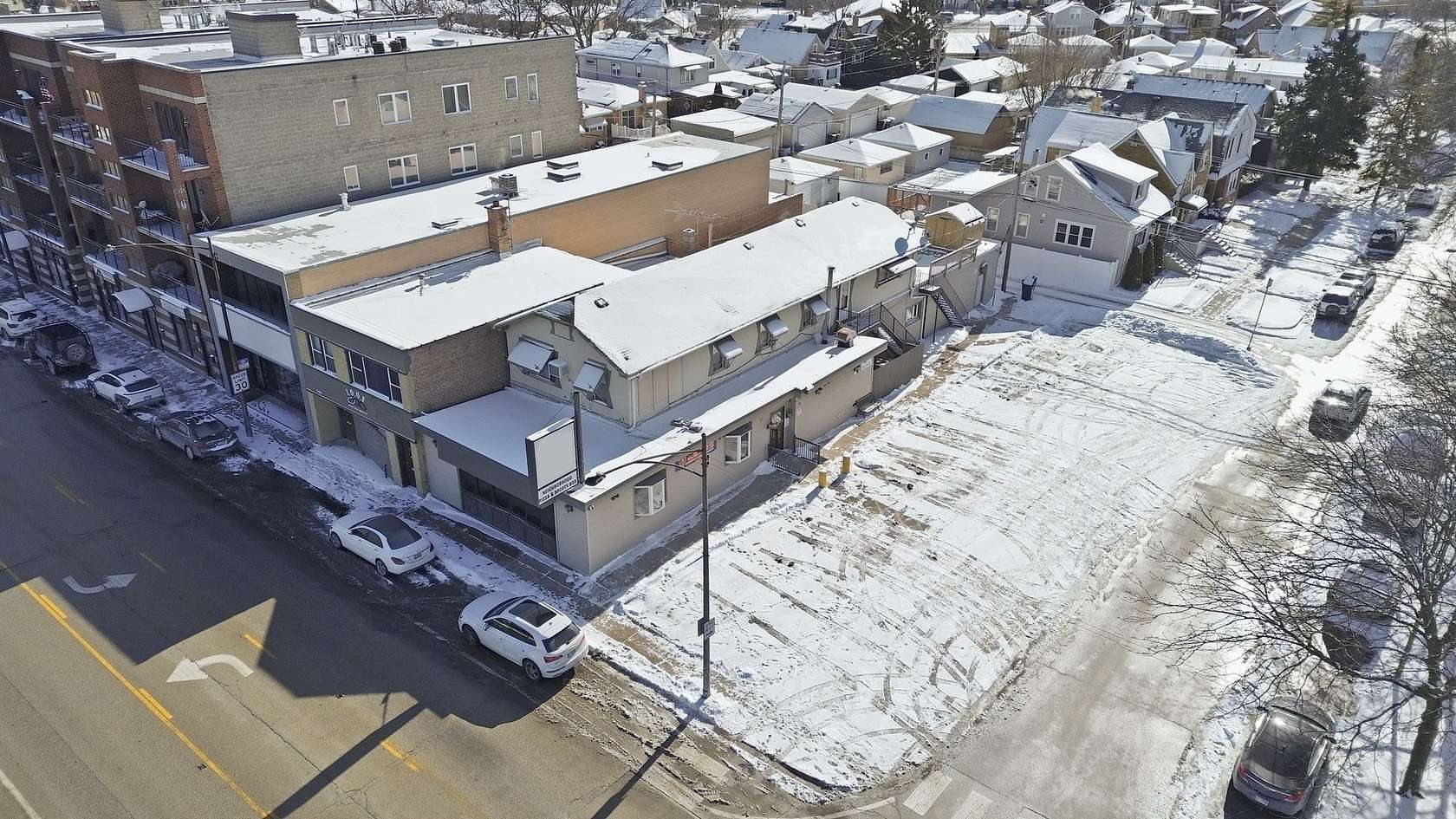 0.16 Acres of Mixed-Use Land for Sale in Chicago, Illinois