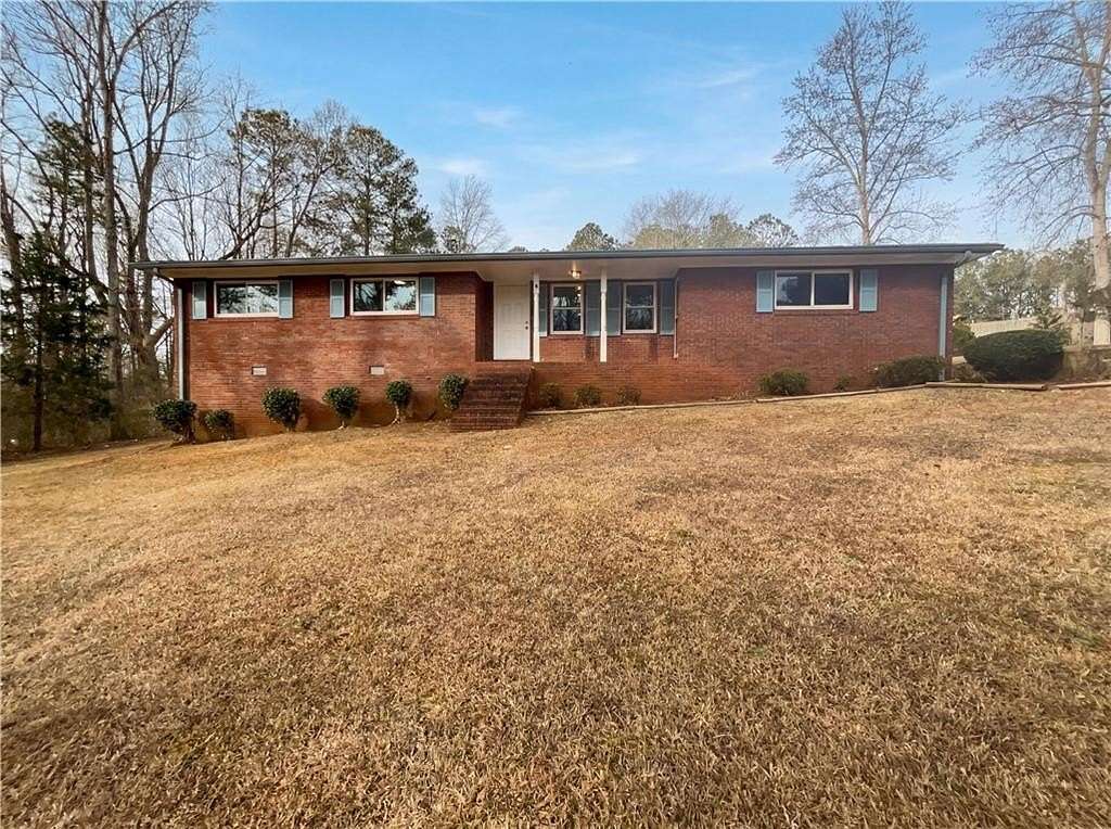 2.15 Acres of Residential Land with Home for Sale in Winston, Georgia