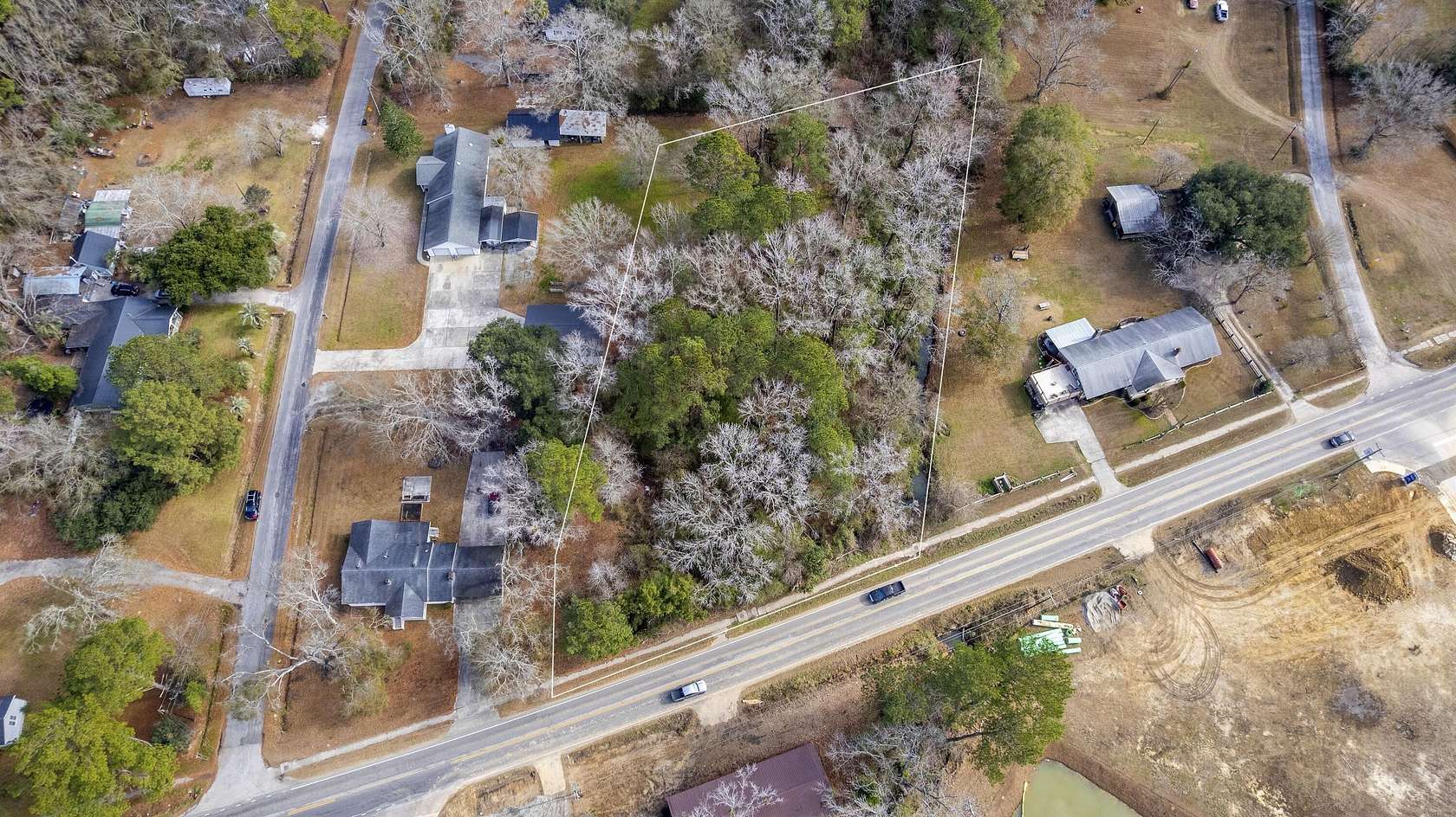 0.9 Acres of Residential Land for Sale in Summerville, South Carolina