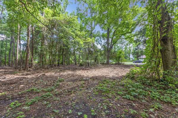 0.9 Acres of Residential Land for Sale in Summerville, South Carolina