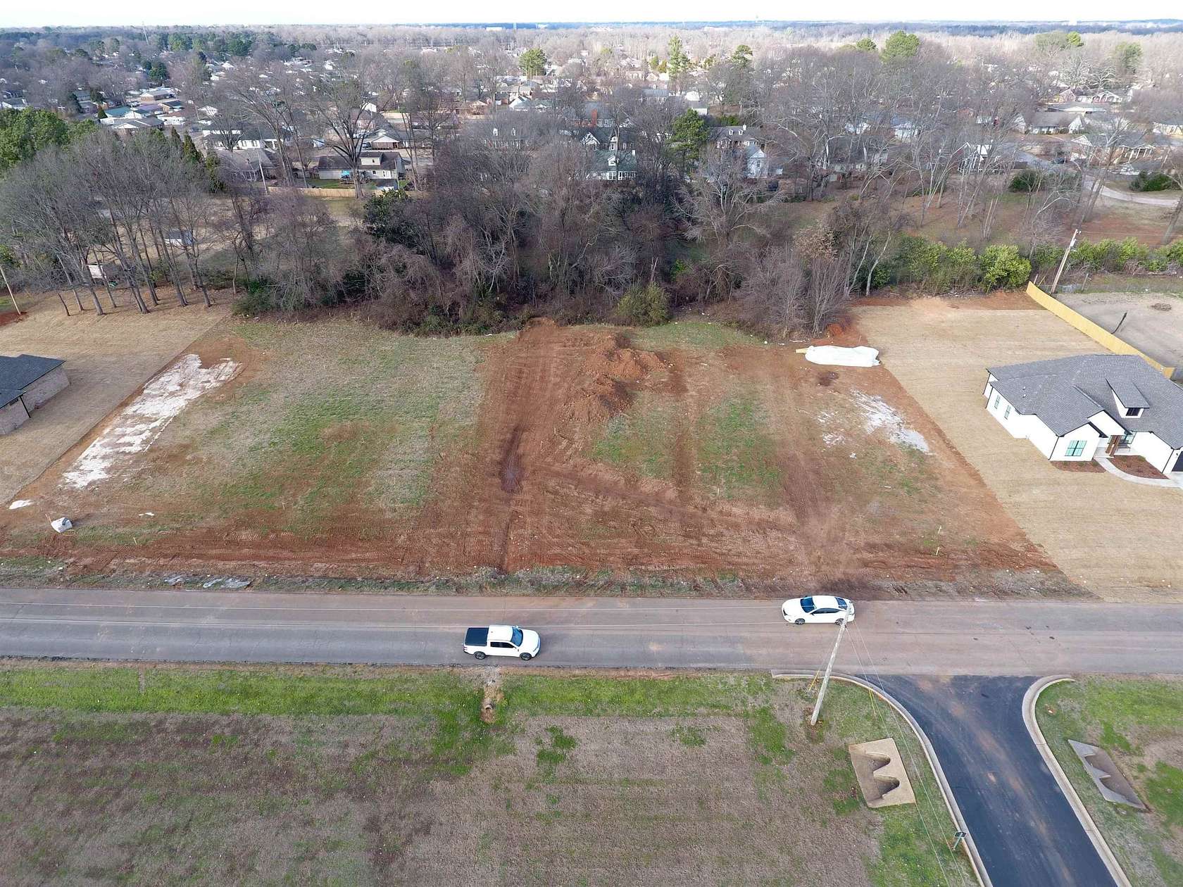 1.44 Acres of Residential Land for Sale in Muscle Shoals, Alabama