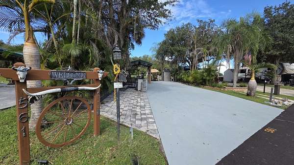 0.07 Acres of Land for Sale in Lake Wales, Florida