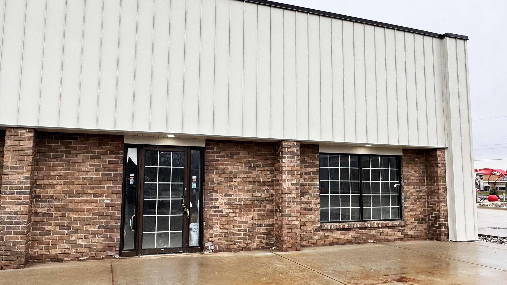 4.5 Acres of Improved Commercial Land for Lease in Battle Creek, Michigan