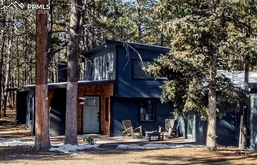 2 Acres of Residential Land with Home for Sale in Colorado Springs, Colorado