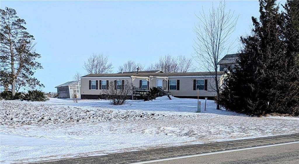 3 Acres of Residential Land with Home for Sale in Morristown, Minnesota