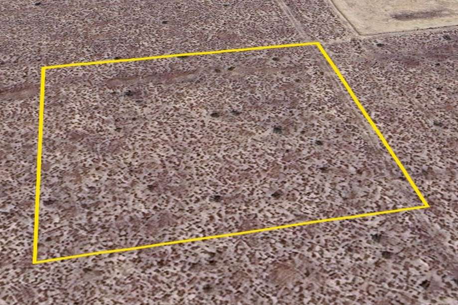 2.49 Acres of Residential Land for Sale in Rosamond, California