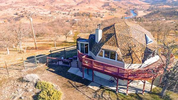 11.3 Acres of Land with Home for Sale in Hornbrook, California