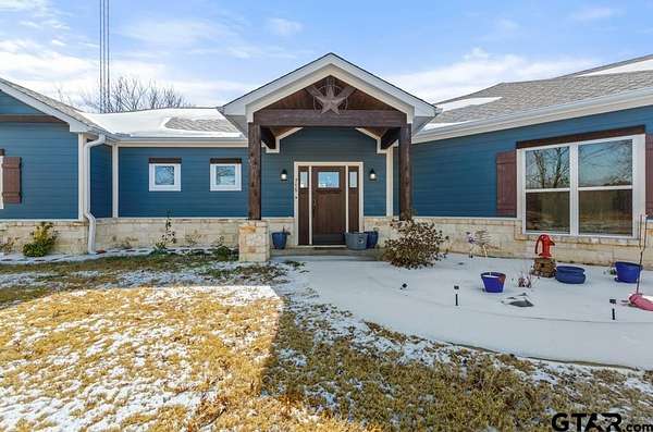 2 Acres of Residential Land with Home for Sale in Grand Saline, Texas