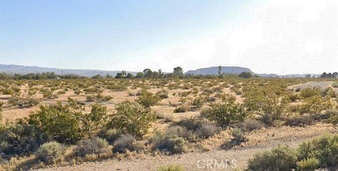 5.63 Acres of Land for Sale in Yermo, California