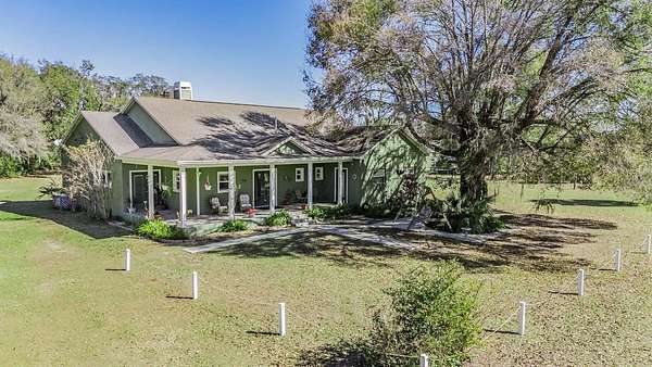 3 Acres of Residential Land with Home for Sale in Land O' Lakes, Florida