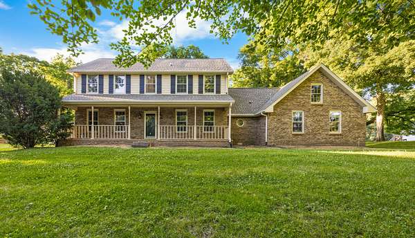 2.55 Acres of Residential Land with Home for Sale in Clarksville, Tennessee