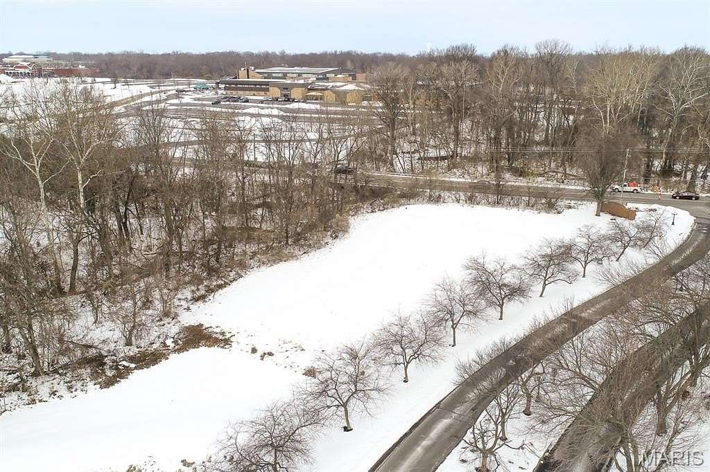 0.98 Acres of Residential Land for Sale in O'Fallon, Illinois