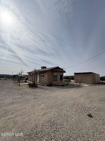 0.61 Acres of Residential Land with Home for Sale in El Paso, Texas