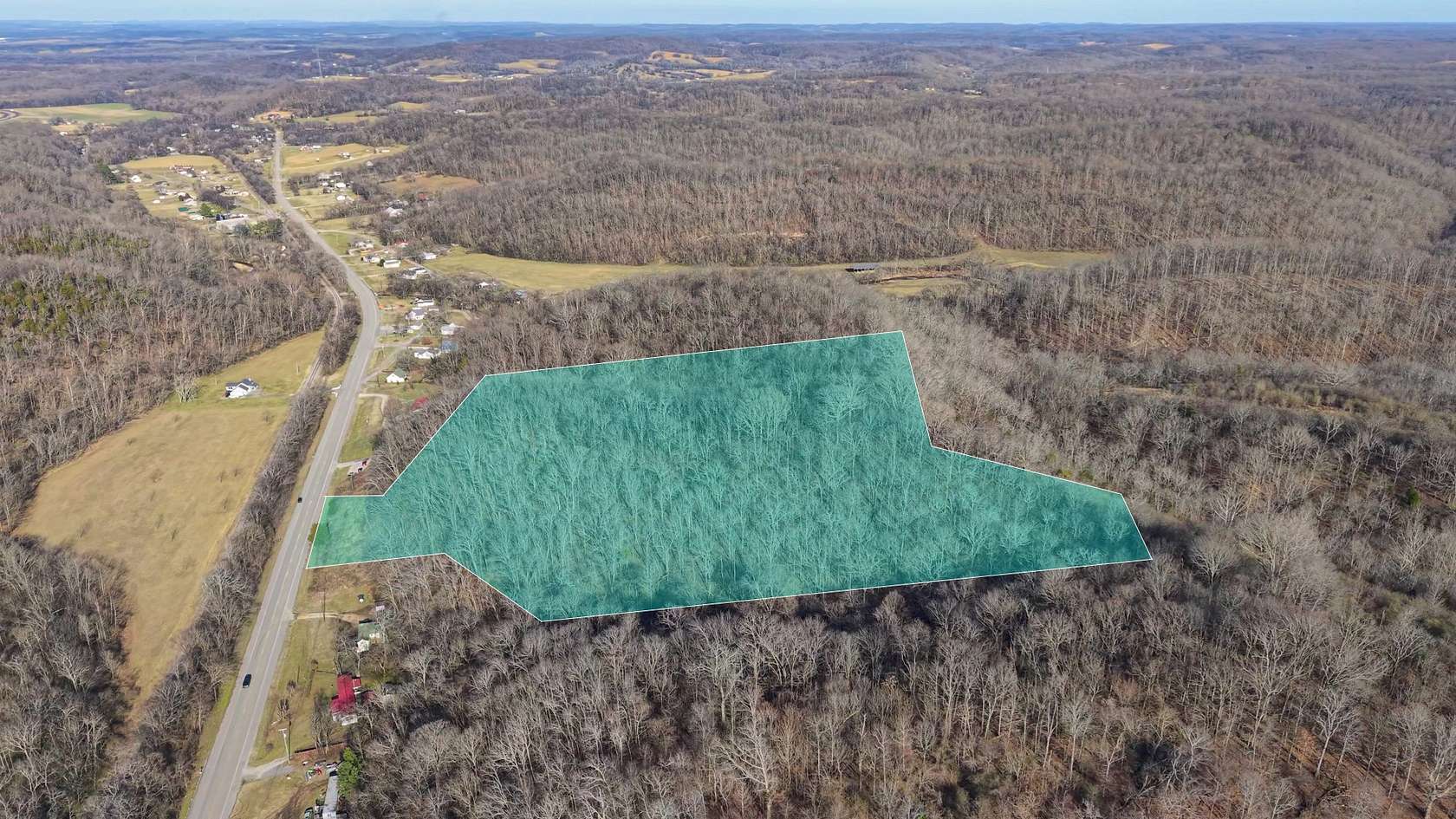 22 Acres of Recreational & Residential Land for Sale in Mount Pleasant, Tennessee