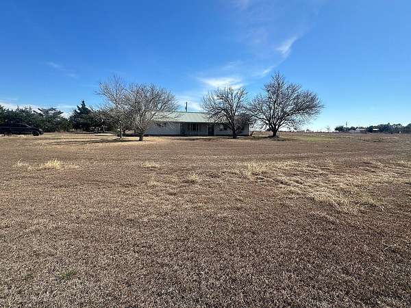 2.76 Acres of Residential Land with Home for Sale in Schulenburg, Texas