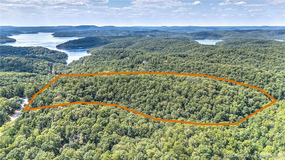 20 Acres of Land with Home for Sale in Eureka Springs, Arkansas