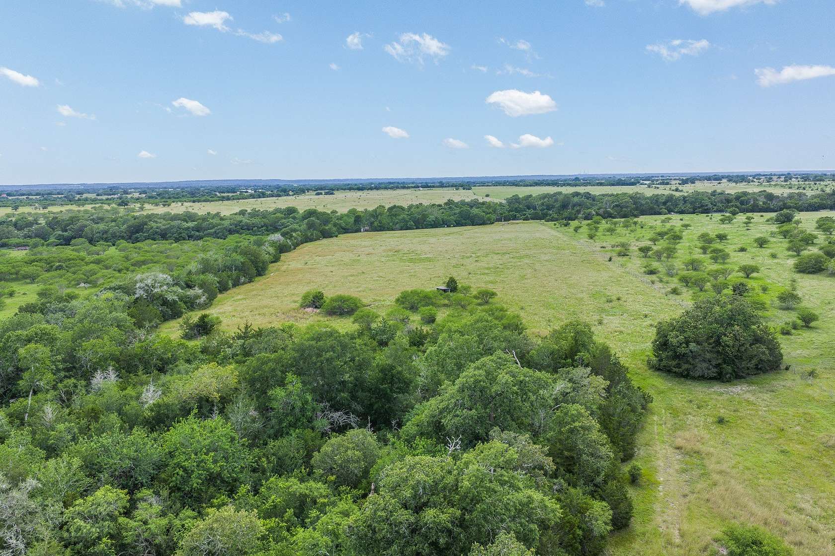 35 Acres of Land for Sale in New Ulm, Texas