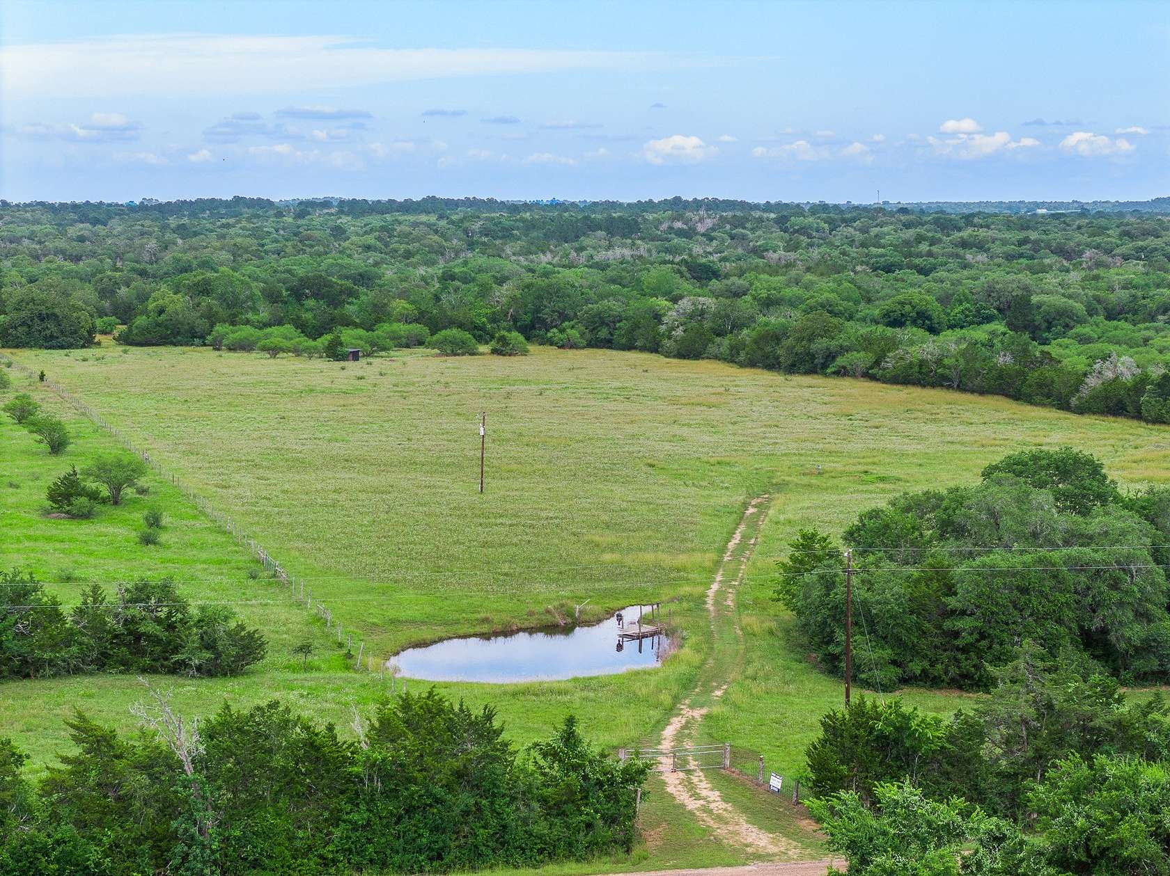 35 Acres of Land for Sale in New Ulm, Texas