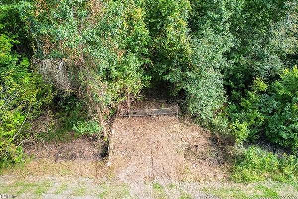 2.5 Acres of Land for Sale in Chesapeake, Virginia