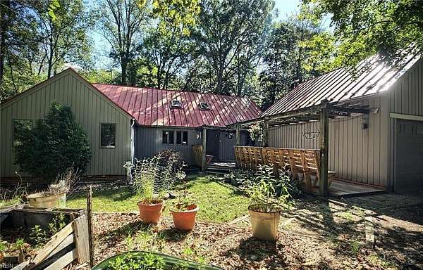 2.28 Acres of Residential Land with Home for Sale in Hardyville, Virginia