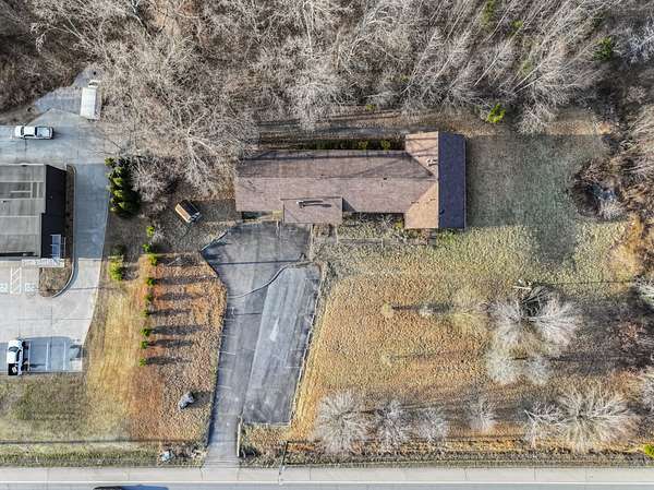 2.15 Acres of Improved Mixed-Use Land for Sale in Clarksville, Tennessee