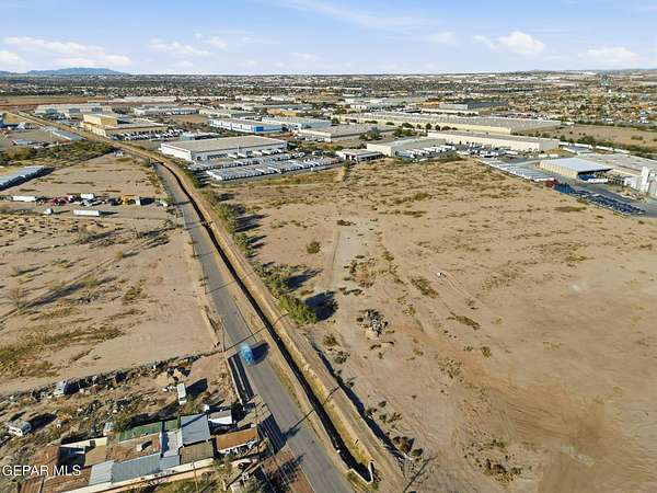 2.56 Acres of Land for Sale in El Paso, Texas