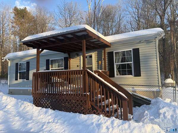 2.23 Acres of Residential Land with Home for Sale in Killingly Town, Connecticut