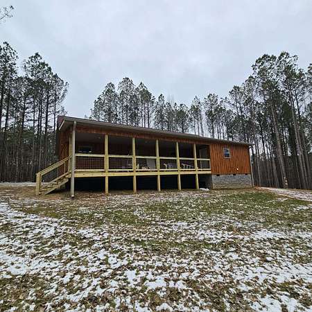 7.2 Acres of Land with Home for Sale in South Pittsburg, Tennessee