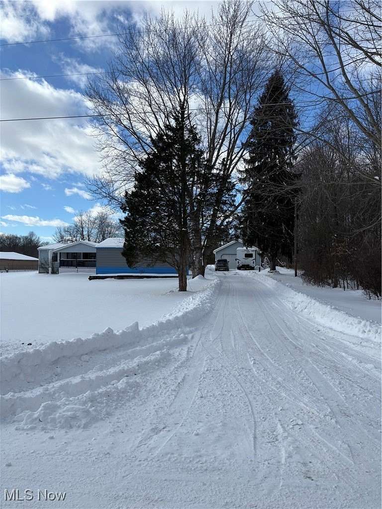 2.6 Acres of Residential Land with Home for Sale in Deerfield, Ohio