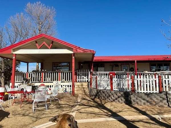 124 Acres of Land with Home for Sale in Hinton, Oklahoma