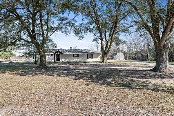 1.9 Acres of Residential Land with Home for Sale in Sour Lake, Texas