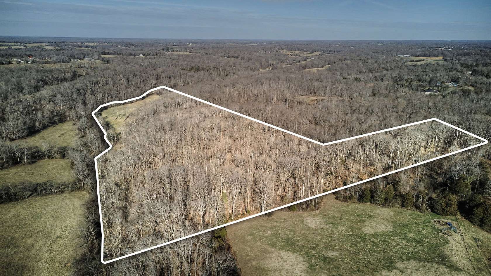 40.2 Acres of Land for Sale in Chapmansboro, Tennessee