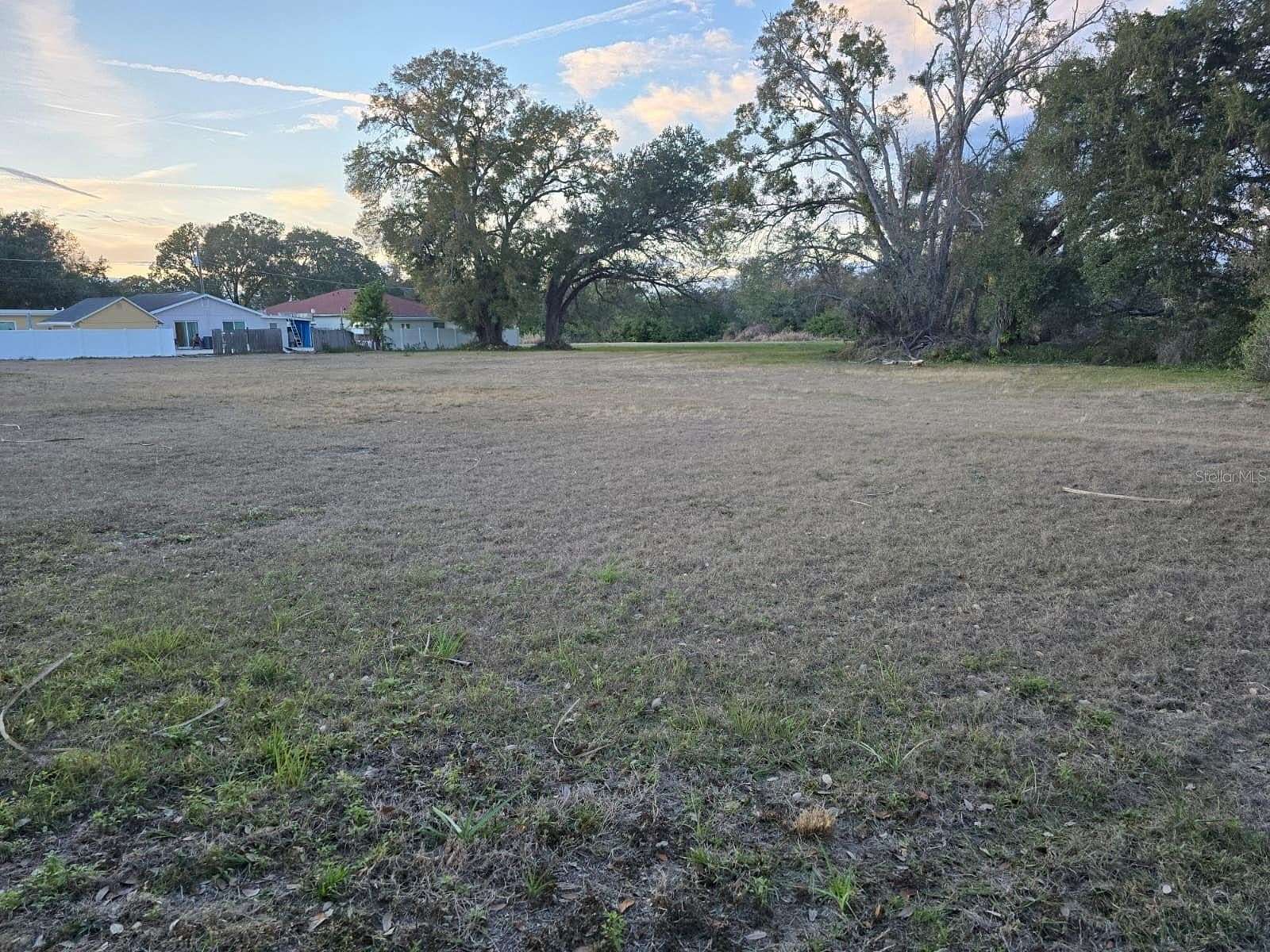 0.98 Acres of Land for Sale in Tampa, Florida