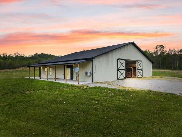 20 Acres of Land with Home for Sale in London, Kentucky