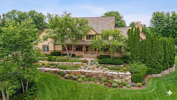 3.1 Acres of Land with Home for Sale in Johnsburg, Illinois