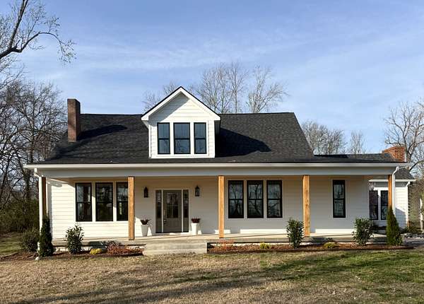 3 Acres of Land with Home for Sale in Gallatin, Tennessee