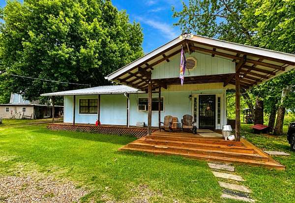 13 Acres of Land with Home for Sale in Tuskahoma, Oklahoma