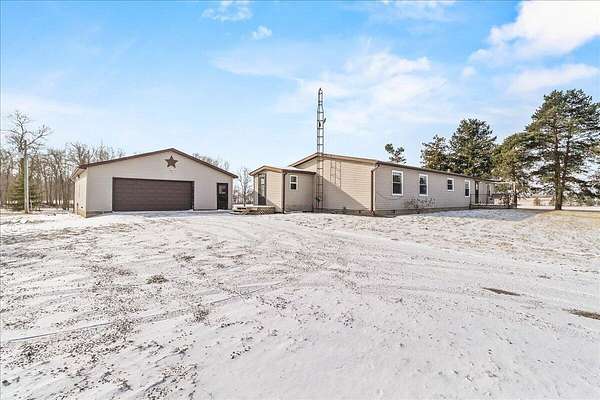 1.52 Acres of Residential Land with Home for Sale in Urbana, Ohio