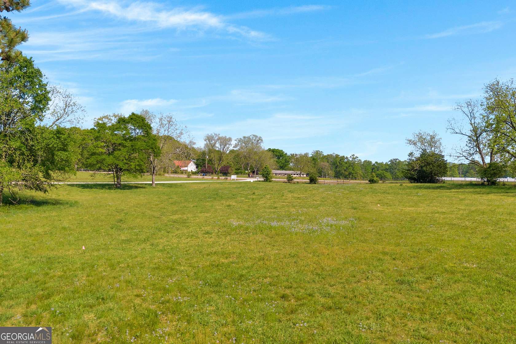 5 Acres of Residential Land for Sale in Statham, Georgia