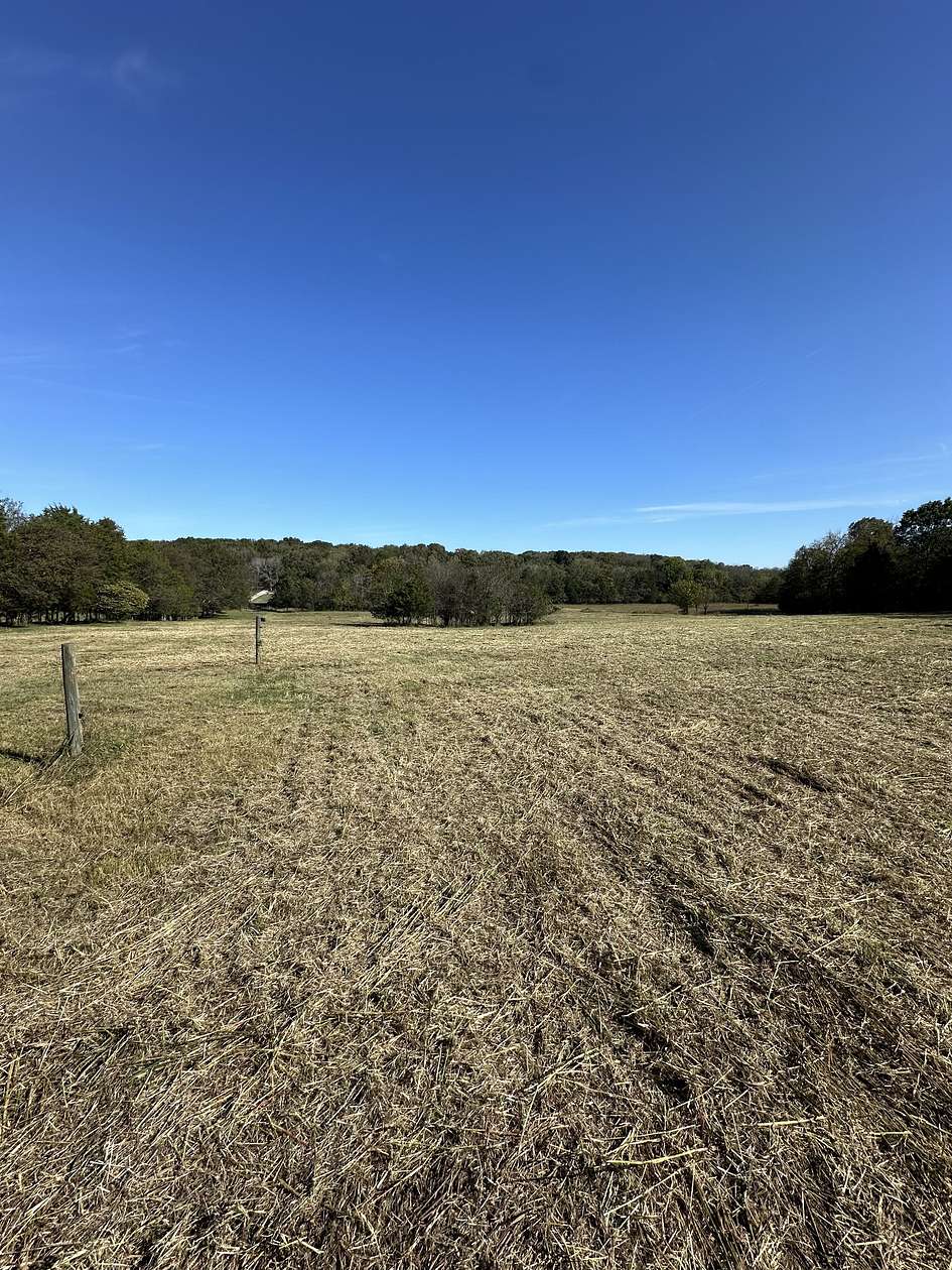 10 Acres of Residential Land for Sale in Mount Juliet, Tennessee