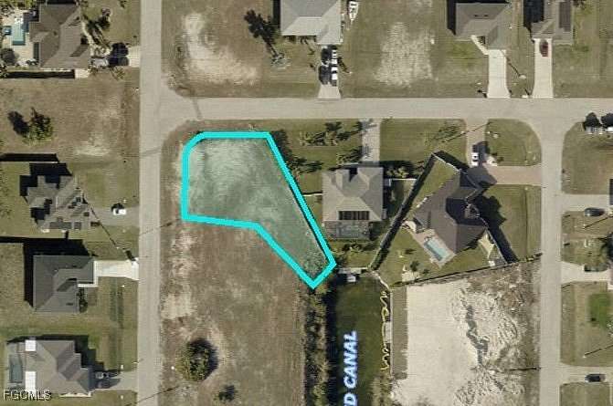 0.25 Acres of Land for Sale in Cape Coral, Florida