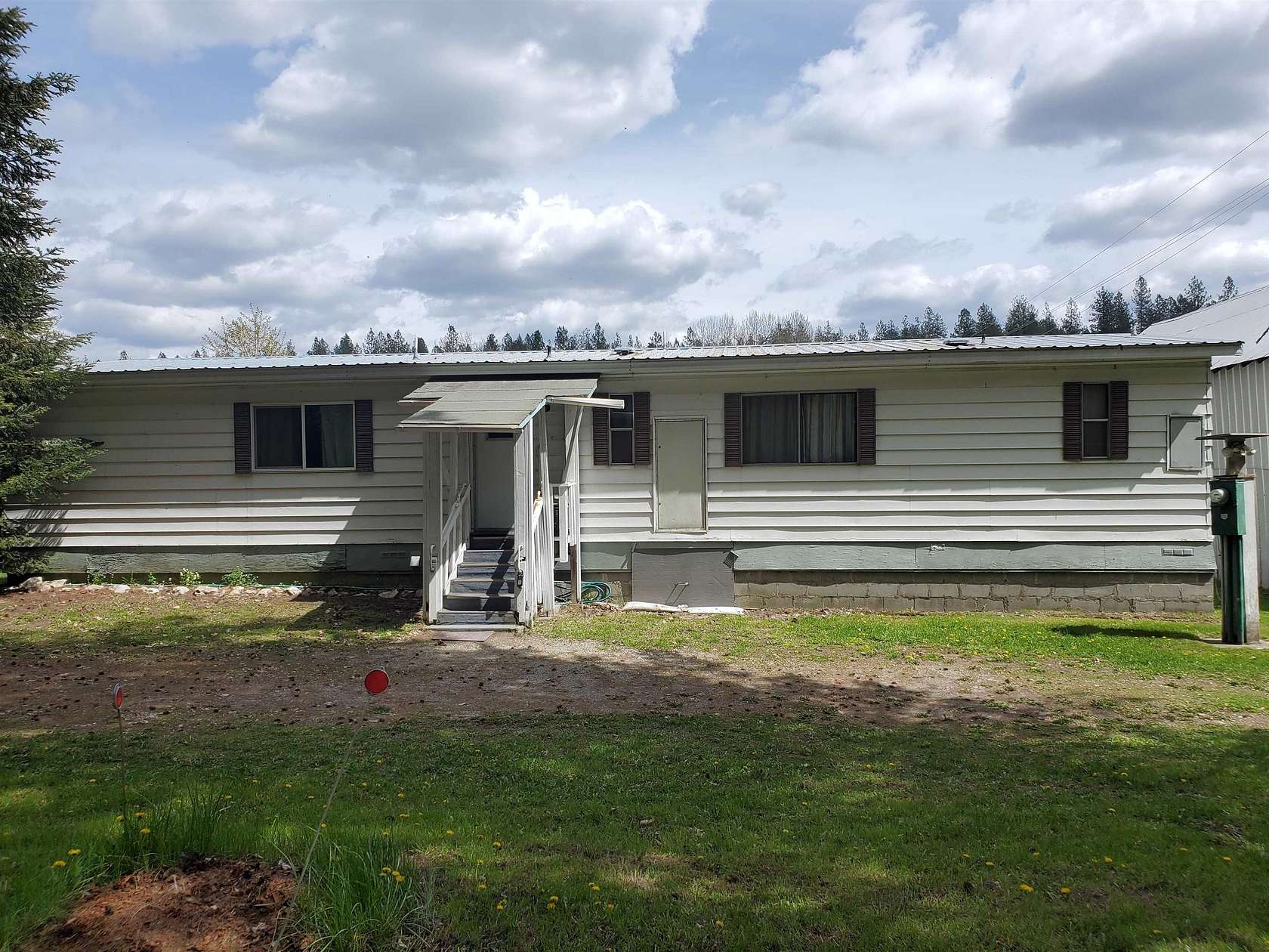 4.35 Acres of Land with Home for Sale in Chattaroy, Washington