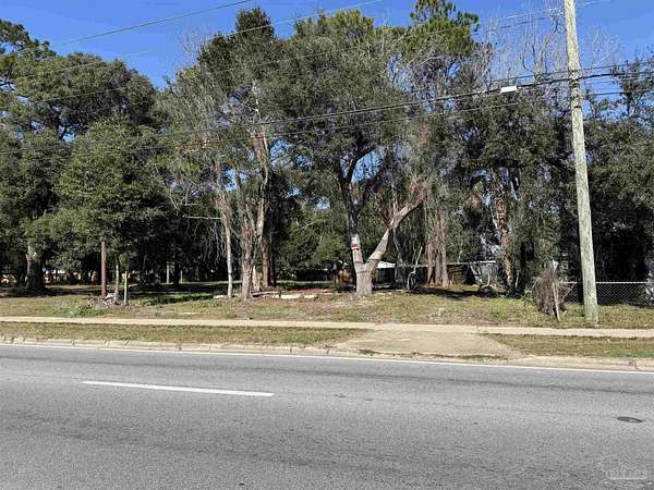 0.16 Acres of Commercial Land for Sale in Pensacola, Florida