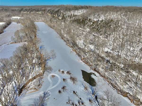 26 Acres of Recreational Land for Sale in Liberty Township, Missouri