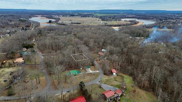 0.8 Acres of Residential Land for Sale in Estill Springs, Tennessee