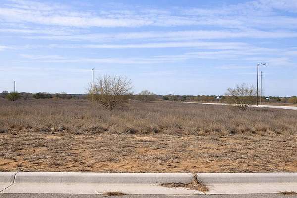 1 Acre of Commercial Land for Sale in Cotulla, Texas