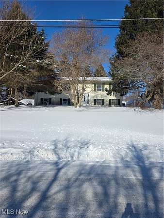 1.63 Acres of Residential Land with Home for Sale in Ashtabula, Ohio